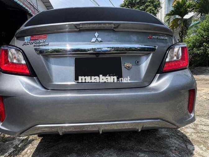 Mitsubishi Attrage 2023 CVT 13 vạn km Xám bạc