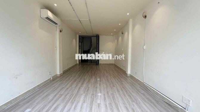 Mặt Tiền Nguyễn Thiện Thuật Quận 3 56 m² ngang 4m 4 Tầng - 45 tr