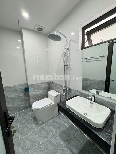 Bán nhà 6,5 tầng thang máy liêm mạc thượng cát