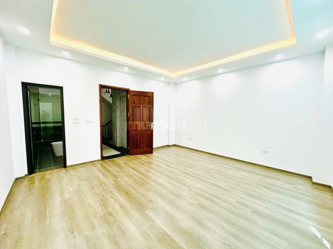 Bán nhà 6,5 tầng thang máy liêm mạc thượng cát