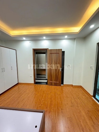 Bán nhà 6,5 tầng thang máy liêm mạc thượng cát