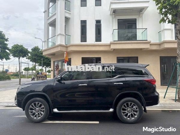 Toyota Fortuner 2.7L 4x2 AT 2022 - 870 Triệu