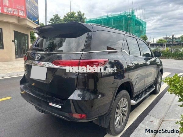 Toyota Fortuner 2.7L 4x2 AT 2022 - 870 Triệu