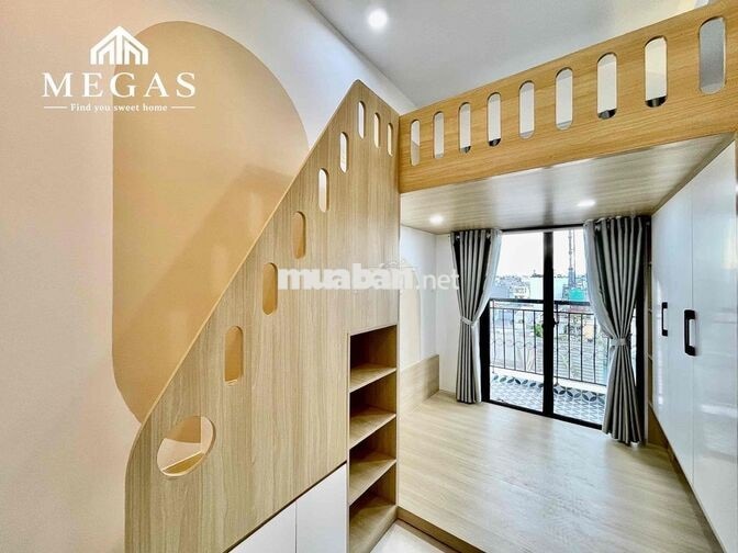 Studio ban công ngay Âu Cơ Lạc Long Quân
