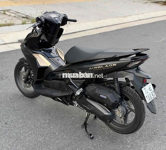 Honda Air Blade 2024 125cc màu đen