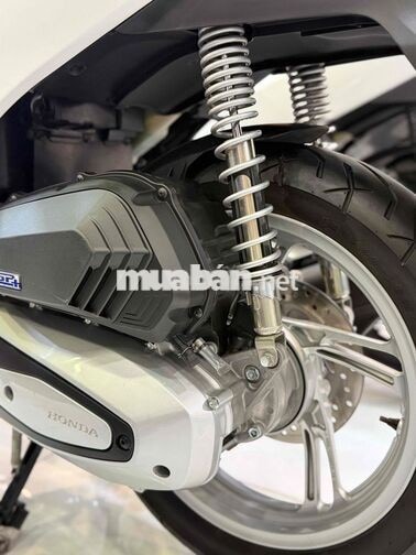 Honda SH 125i 2025 màu trắng