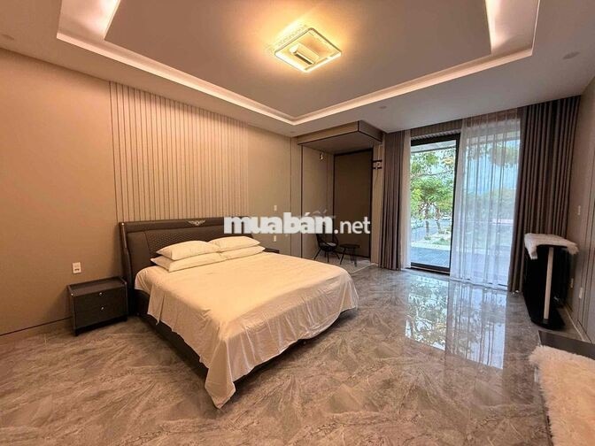Cho thuê nhà đẹp 3 tầng MT đường Hoa Phượng, khu Euro Village 1, sát B