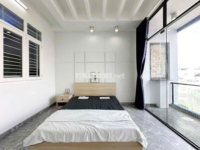 CĂN 1 PHÒNG NGỦ BALCONY TÁCH BẾP NGAY CHÍ HOÀ BÀNH VĂN TRÂN