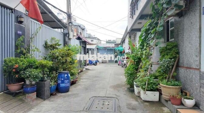 Cần Bán gẩp nhà PTTN.gần chợ lạc quan.DT 4x17 .1 trệt 2lầu 4PN 3WS 