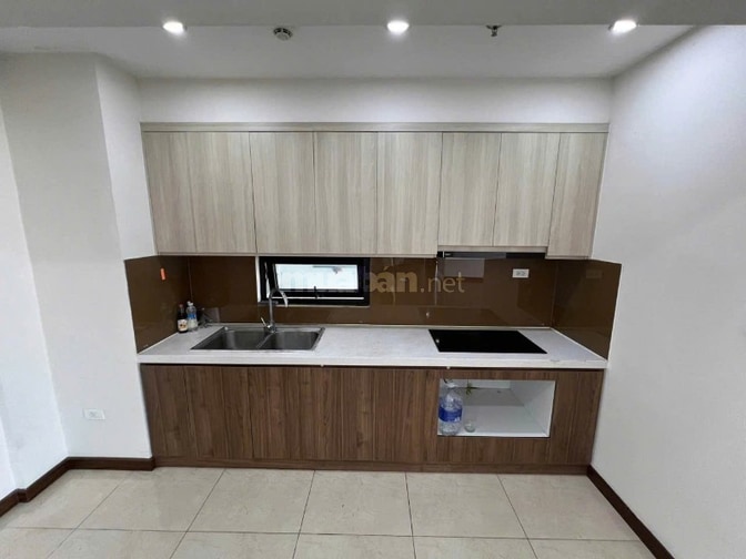 Căn Penthouse Bảy Hiền- 4 phòng ngủ  150m2- giá 17 triệu/ tháng