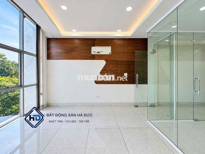 Nhà hầm trệt 3 lầu 5x20 mặt tiền đường 20m gần UBND Quận 12