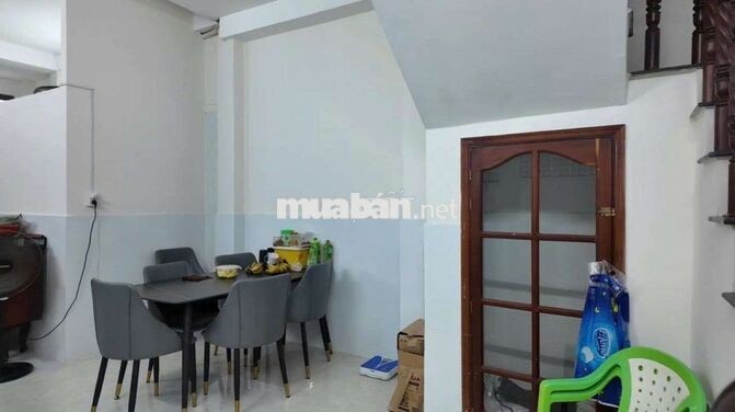 Cần Bán gẩp nhà PTTN.gần chợ lạc quan.DT 4x17 .1 trệt 2lầu 4PN 3WS 