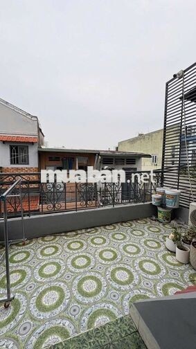 Cần Bán gẩp nhà PTTN.gần chợ lạc quan.DT 4x17 .1 trệt 2lầu 4PN 3WS 