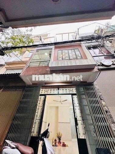Hẻm 4M5 - Điện Biên Phủ Quận 3 40 m² 3 Tầng 4 PN - 16 Triệu