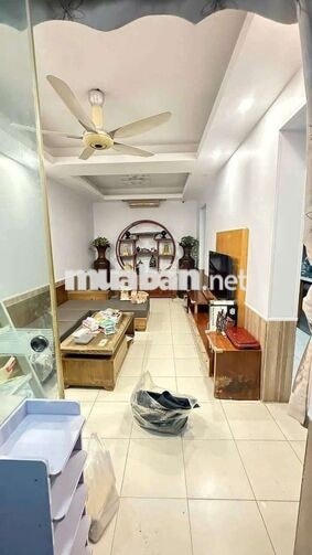 Cho thuê nhà Phạm Ngọc Thạch 60m² x 4 tầng, 3PN, chỉ 13 triệu/tháng