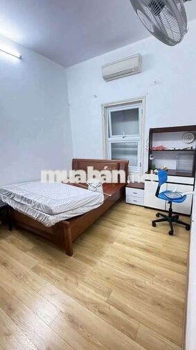 Cho thuê nhà Phạm Ngọc Thạch 60m² x 4 tầng, 3PN, chỉ 13 triệu/tháng