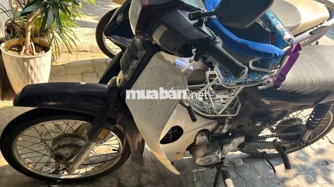 Honda Dream Trung Quốc màu Đen