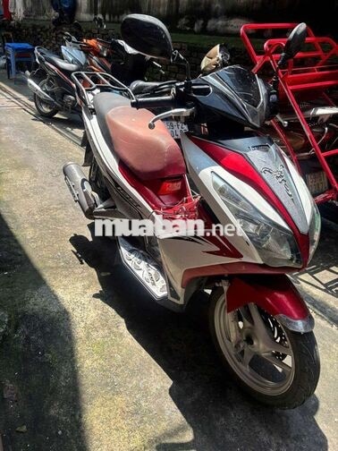 Honda Air Blade 2013 trắng đỏ