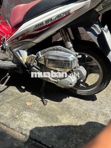 Honda Air Blade 2013 trắng đỏ