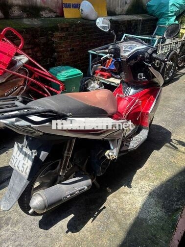 Honda Air Blade 2013 trắng đỏ
