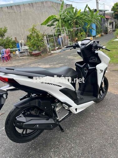 Honda Vario 150 màu trắng