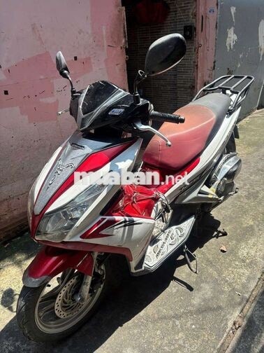 Honda Air Blade 2013 trắng đỏ