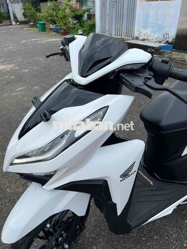Honda Vario 150 màu trắng