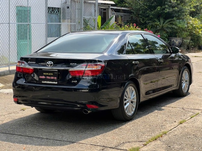 Toyota Camry 2.0E 2019 1 chủ từ đầu cực đẹp