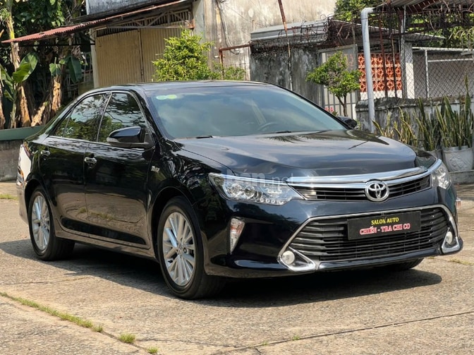 Toyota Camry 2.0E 2019 1 chủ từ đầu cực đẹp
