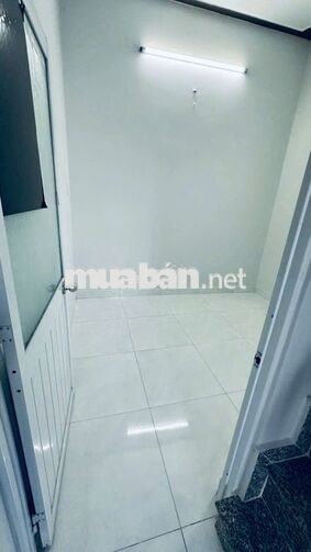 Bán nhà Quận 12 Lê Văn Khương Gần Chợ Thiếc 2PN, 2 WC, Ban Công