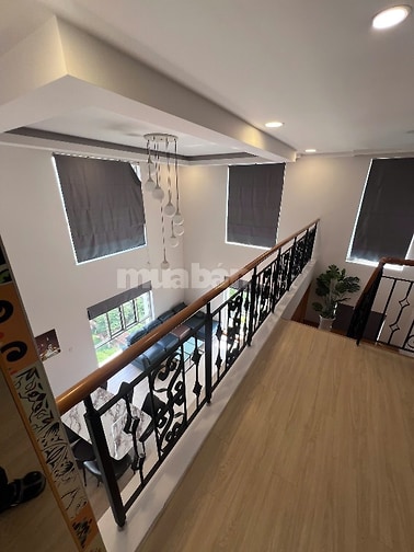 Chính chủ cho thuê căn hộ Penhouse Saigon Pavillon Q.3 - 160m2