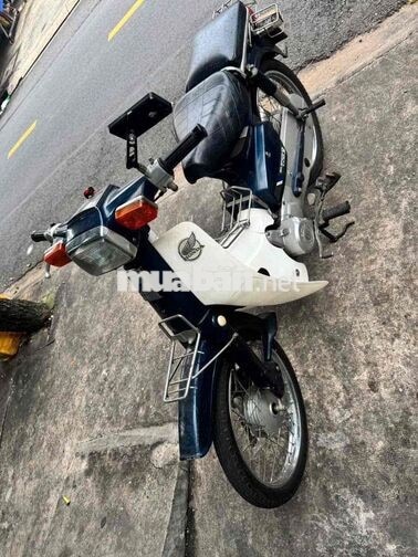 Honda Super Cub 82 50cc Xanh trắng