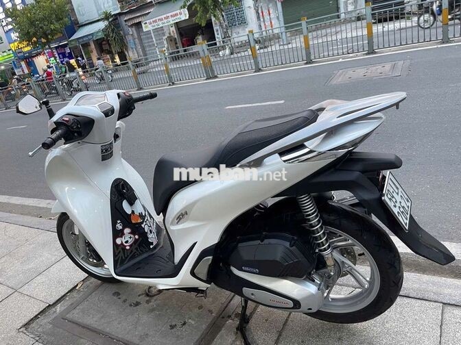 Honda SH 125 2024 màu trắng