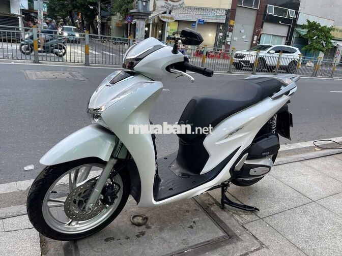 Honda SH 125 2024 màu trắng
