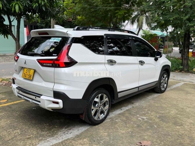 Mitsubishi Xpander Cross 2024 Trắng 7 chỗ