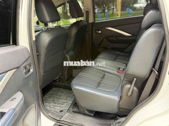 Mitsubishi Xpander Cross 2024 Trắng 7 chỗ