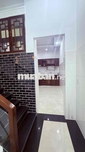 Nhà Nguyễn Văn Khối hxh 6m 4pn 4tắm