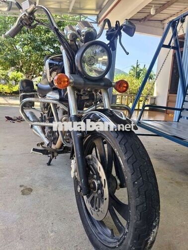 Suzuki GZ150-A màu đen