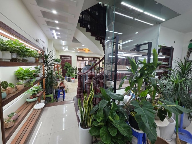Bán nhà Thái Hà 55m2, 5 tầng, có vỉa hè, đường ô tô, kinh doanh
