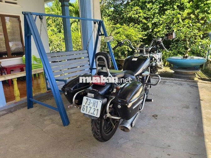Suzuki GZ150-A màu đen
