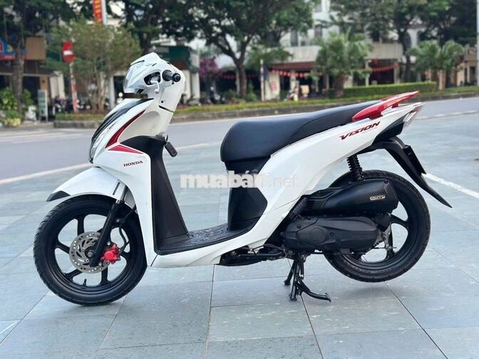 Honda Vision màu trắng