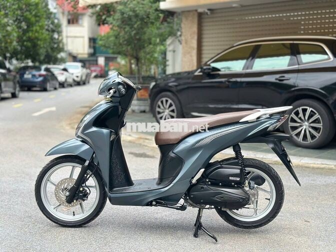 Honda Vision màu trắng
