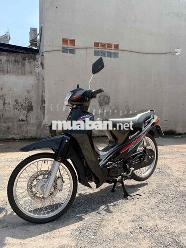 Suzuki Crystal màu đen