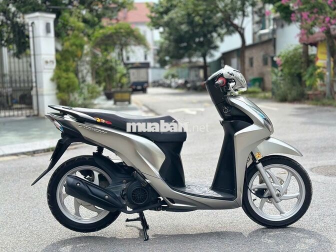Honda Vision màu trắng