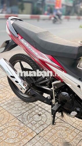 Yamaha Exciter màu Đỏ bạc