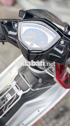 Yamaha Exciter màu Đỏ bạc
