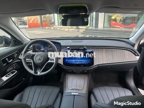 Xe Mercedes Benz E class E200 Exclusive 2025