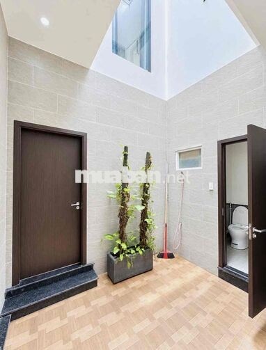 Cho thuê nhà đẹp Hoà Xuân full nội thất, nhà mới giá tốt