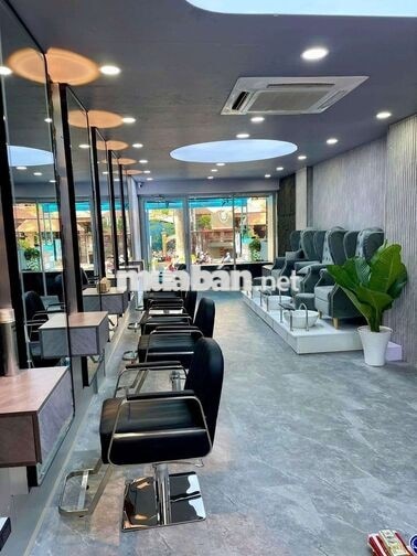 CHO THUÊ MẶT TIỀN TRẦN HƯNG ĐẠO – QUẬN 1