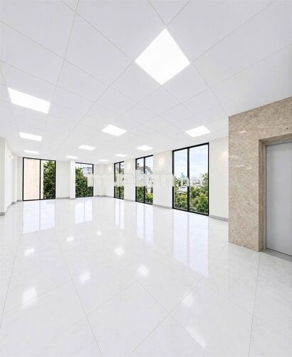 CĂN GÓC ĐƯỜNG HOA -  Hoa Phượng, P.2, PN - Có hầm, TM, DTSD 500m2